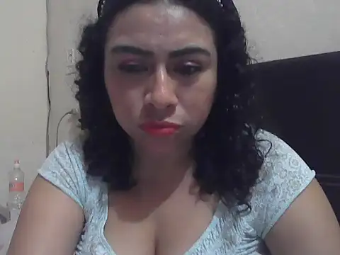 دردشة DalilahMx الجنسية المباشرة