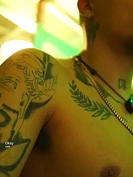 Czat XXX na żywo – AlphaMasterXxx
