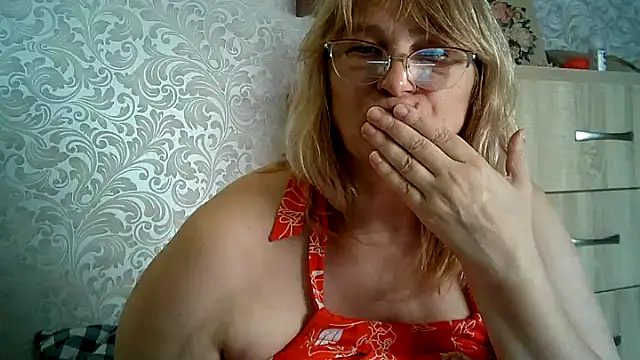 دردشة Alina-malina66 الجنسية المباشرة