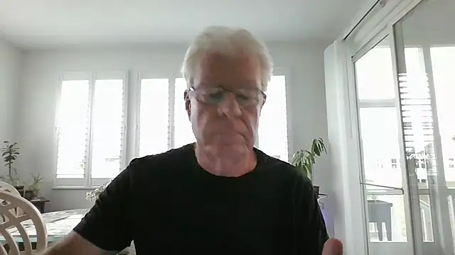 NeoOnSC's Live XXX Chat