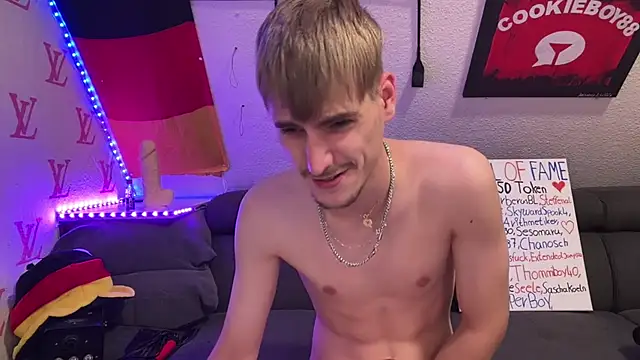 Cookieboy88 Live XXX-Chat