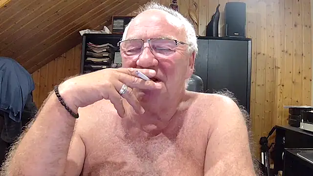 צ'אט XXX בשידור חי של biggandybig