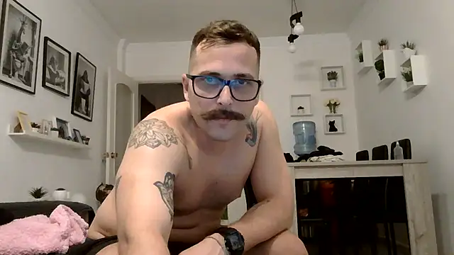 yanick931's Live XXX Chat