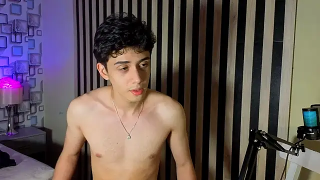 MikeVoss_ লাইভ XXX চ্যাট