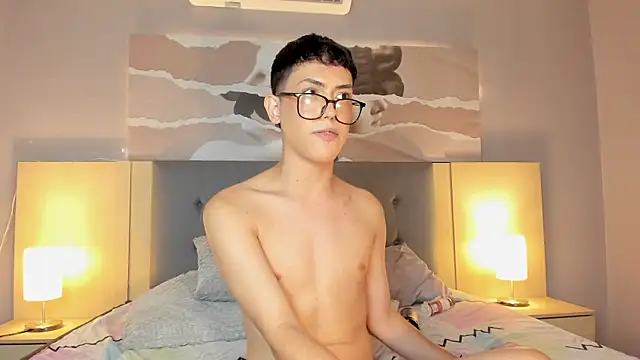 Iam_Caami_'s Live XXX Chat