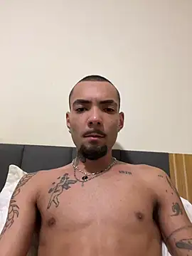 Chat +18 de Rikpe_ ao vivo