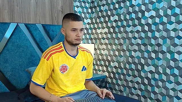 Joaho_Fernandez Adlı Modelin Canlı XXX Sohbeti