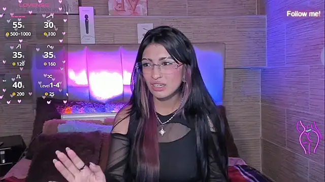 mia_devine_ élő XXX-chatje