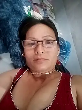 Chatroom XXX en direct de Cucci07