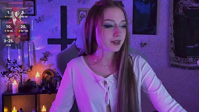 LiliLuna's Live XXX Chat