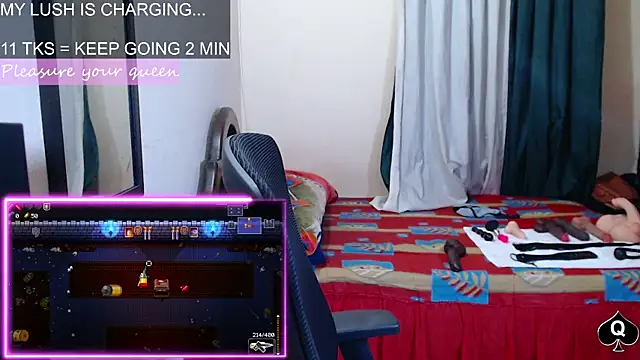 Robin_H00t_2's Live XXX Chat