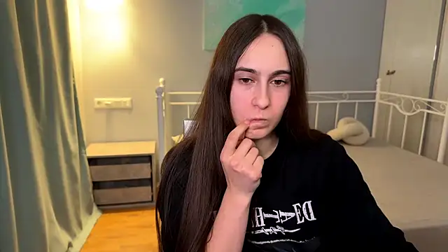 XXX chat uživo modela AliceKolltt