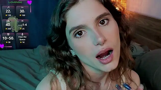 Chat XXX en directo de RozanneJordan