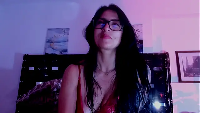 Chat XXX en directo de ZarayFeet