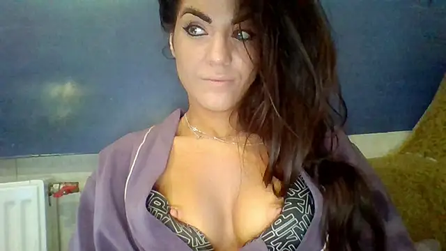 XXX chat uživo modela AliceTailor