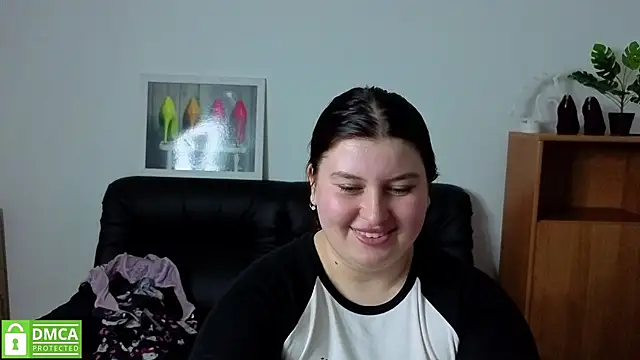 Katina_deeplou4 Chat XXX in diretta