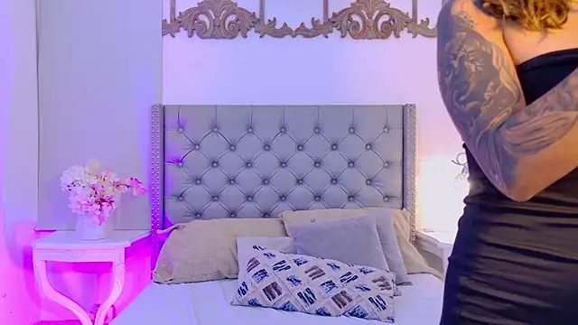 LaraBelmon live XXX chat