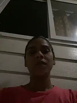 Saray_queen1 live XXX chat