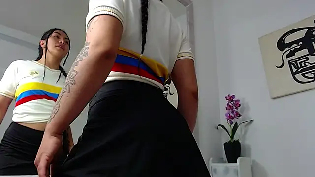 Samantha_Vaker Chat XXX in diretta