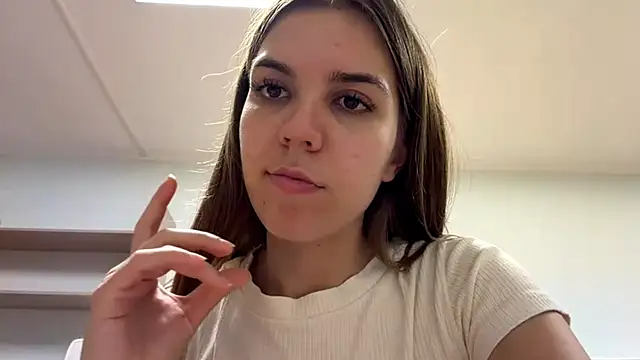 Chat +18 de LaurindaStalford ao vivo