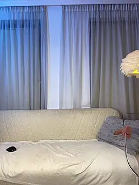 ValentinaMonroee Chat XXX in diretta