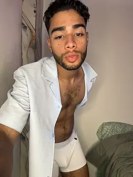 AlejandroGreco élő XXX-chatje