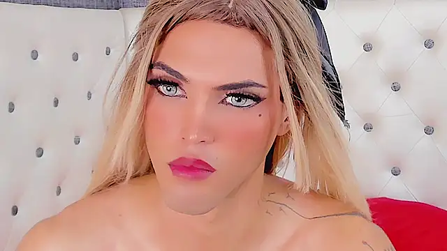 esmeraldasexycutee's Live XXX Chat