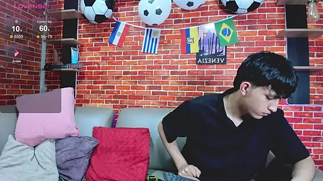 Hoot_boyss_: απευθείας συνομιλία ΧΧΧ