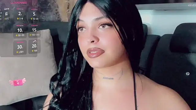 Emmaa_Saenz_ Adlı Modelin Canlı XXX Sohbeti
