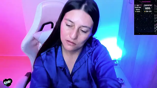 Saskyaa Live XXX-chat