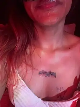 Czat XXX na żywo – MiNniE_666