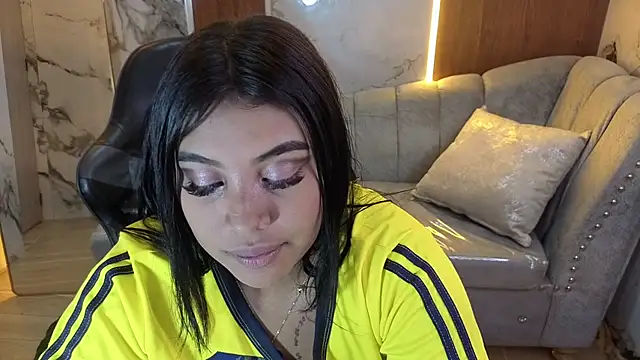 Bella_cross_v's Live XXX Chat