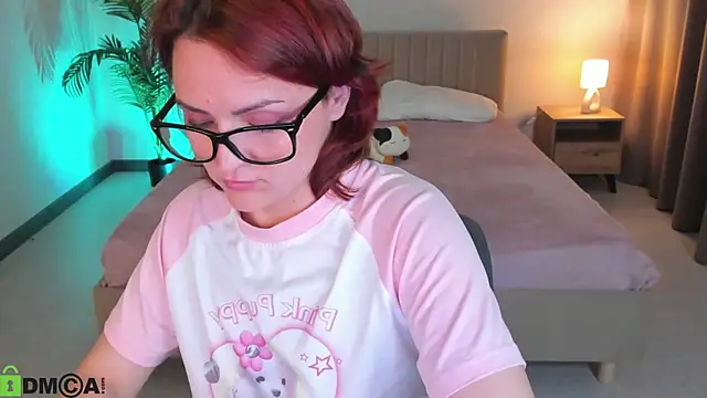 Meow-Rinni Chat XXX in diretta