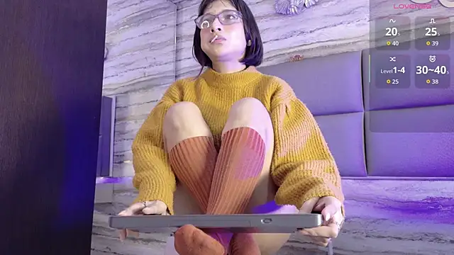 katanablade__ লাইভ XXX চ্যাট