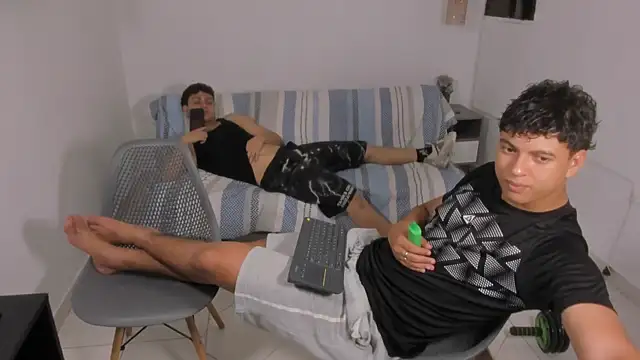 XXX chat uživo modela Santy_Stump