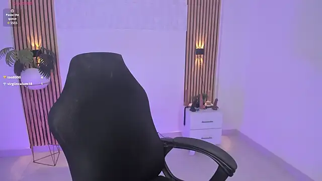 Chat +18 de valeria_acosta_ ao vivo