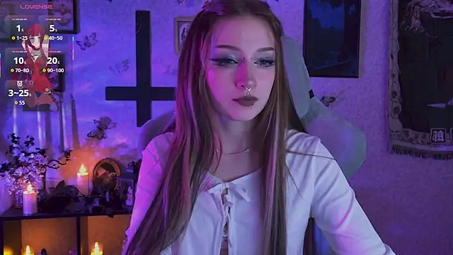 צ'אט XXX בשידור חי של LiliLuna