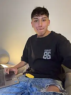 Czat XXX na żywo – OLIVER_K