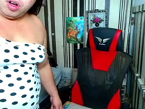 UnCut_Cock_Ts লাইভ XXX চ্যাট