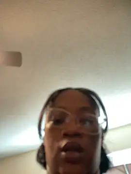 KiDaBrat Chat XXX live