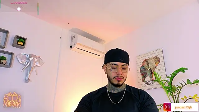 JordanSmiith_ élő XXX-chatje
