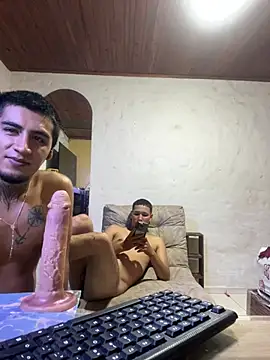 maxI_dick33 现场XXX聊天