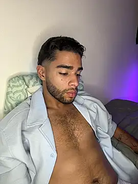 AlejandroGreco 现场XXX聊天