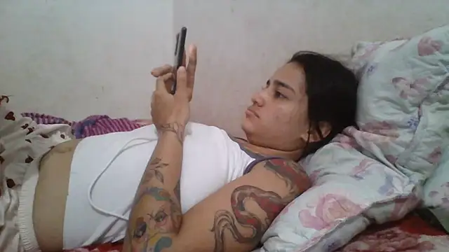 girl_tits Chat XXX in diretta