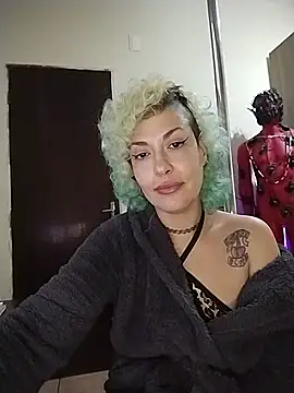Chat +18 de MariLouM ao vivo
