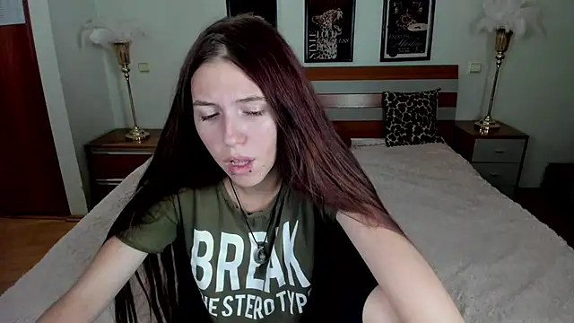 MaryRapunzel Chat XXX in diretta