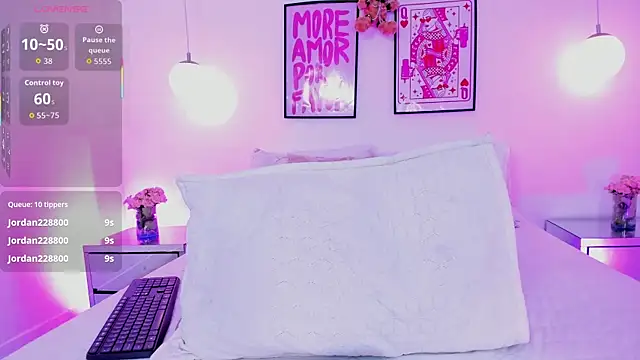 caaty7 élő XXX-chatje