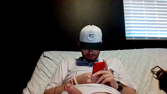 Mikecloudyhawk XXX чат на живо