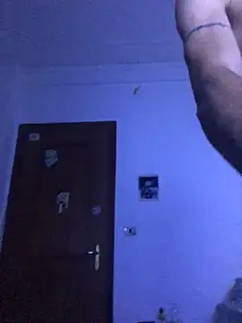 Chat +18 de TORAKIKI79 ao vivo