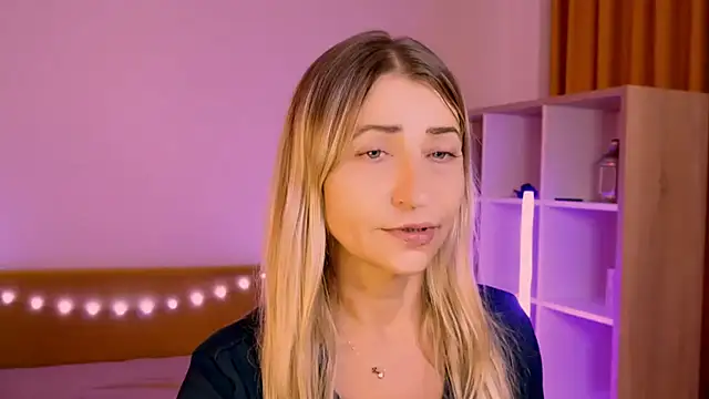 ZoeGrant Live XXX Chat